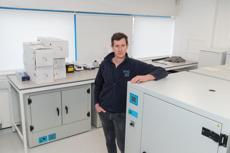 Boost for Scottish poultry industry as veterinary practice and laboratory relocate to bigger site