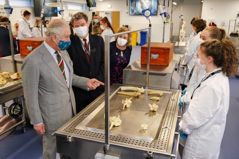Prince of Wales opens new School of Veterinary Science at Aberystwyth University