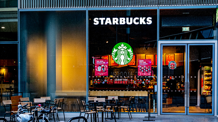 Starbucks UK adopts Better Chicken Commitment across 1,000+ stores