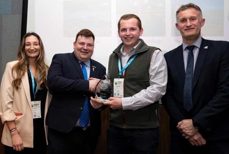 Dominic Lucas wins Zoetis-NFU poultry trainee award