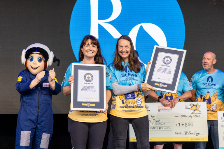 St Ewe sets world record for longest egg & spoon race