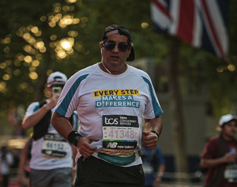 Ranjit Singh Boparan raises £140,000 running London marathon